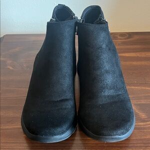 Life Stride Women's Black Ankle Boots